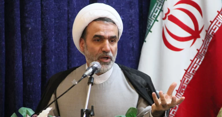 پیام زندگی پرماجرای امام رضا (ع) به ما عبارت است از؛ مبارزه‌ی دائمی خستگی‌ناپذیر