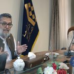 از قول حق تا قیام بر استبداد؛ تبیین الگوی رهبری امام در قیاس با سایر رهبران جهان