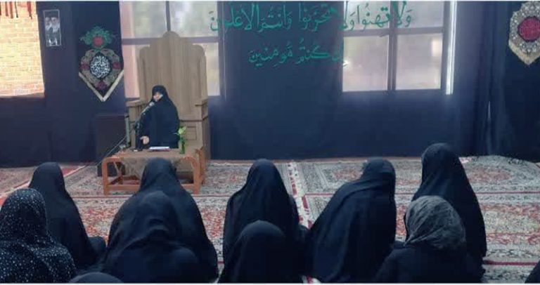 برگزاري ويژه برنامه عزاداری اباعبدالله الحسین(ع) درمجتمع آموزش عالي خواهران
