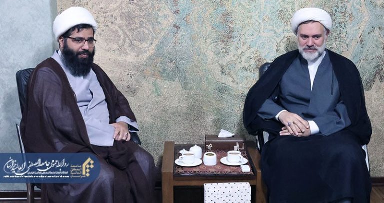 ديدار حجة الاسلام والمسلمين دكتر سعیدی فاضل با حجت الاسلام و المسلمین دکتر محسن زاده نماینده جامعه المصطفی در عراق