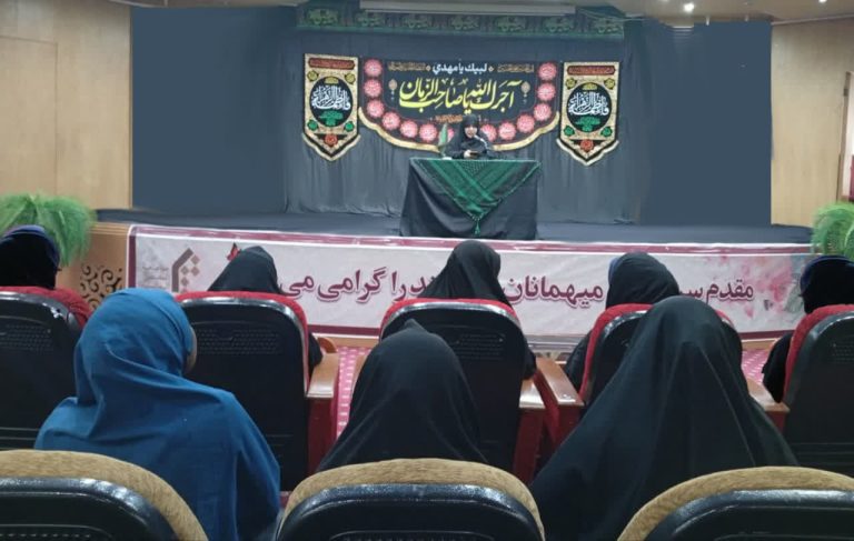 الگوبرداری از سیره حضرت زهرا (س)؛ کلید تربیت انسانی و ساختن جامعه‌ای آرمانی