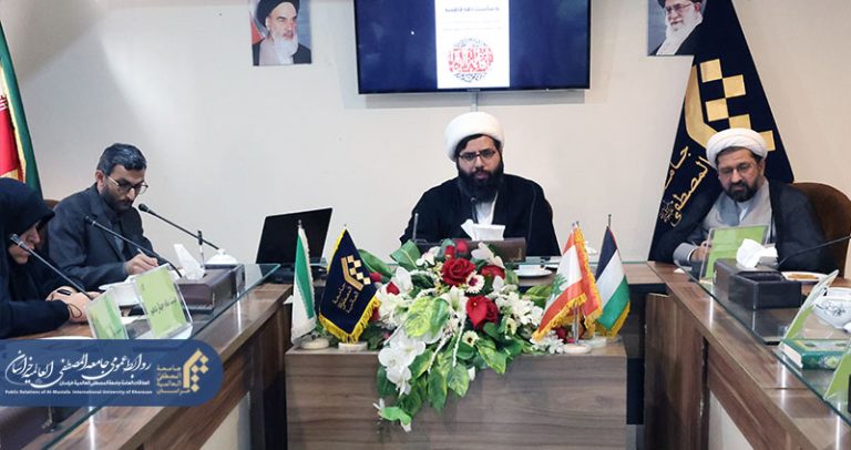 نشست صمیمی ریاست المصطفی خراسان با مدیران هیئات مذهبی در ایام فاطمیه